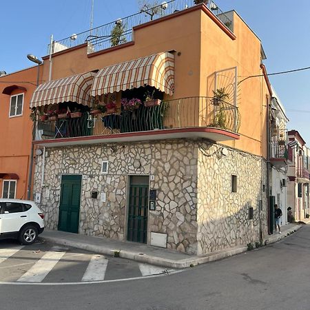 Dimora Cuoccio Bed and Breakfast Bari Buitenkant foto