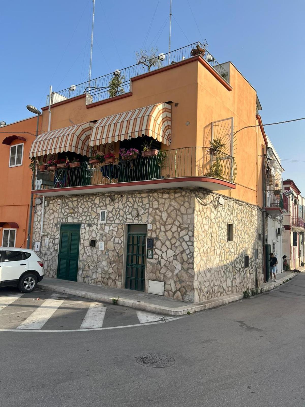 Dimora Cuoccio Bed and Breakfast Bari Buitenkant foto