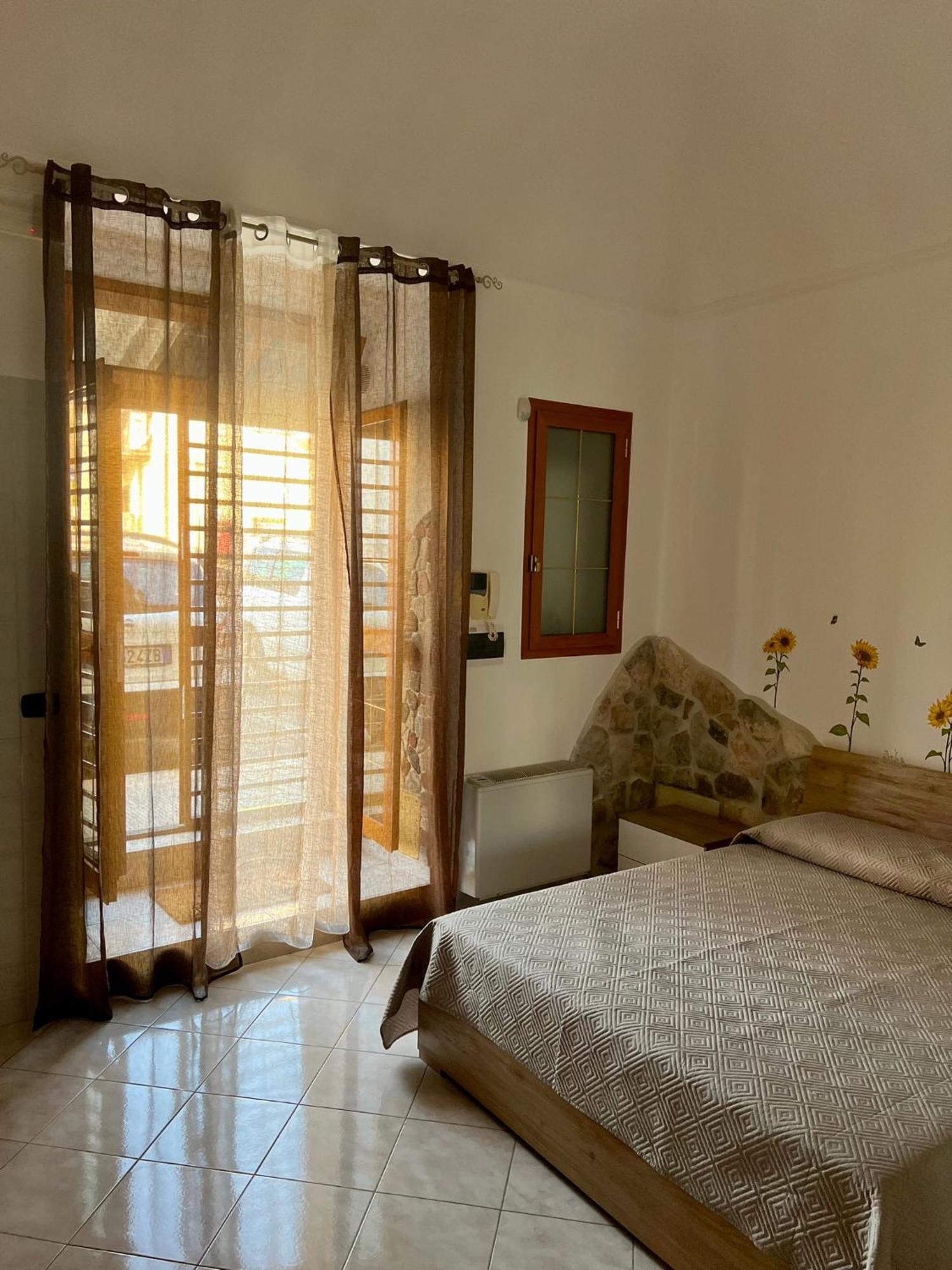 Dimora Cuoccio Bed and Breakfast Bari Buitenkant foto